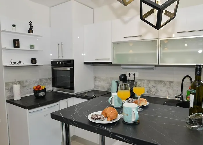 Apartment Deni