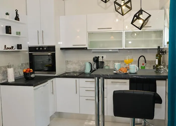 Apartment Deni