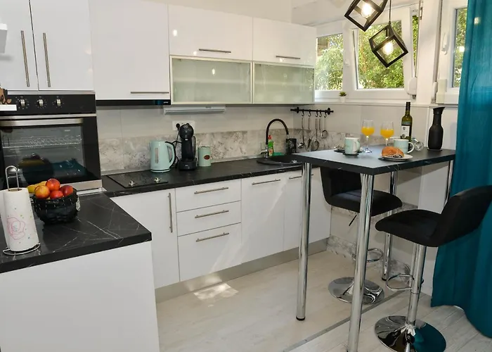 Apartment Deni
