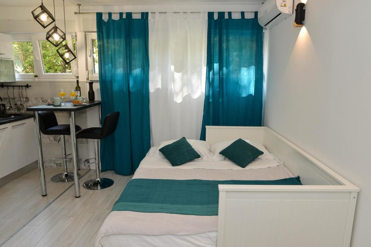 Deni Apartment